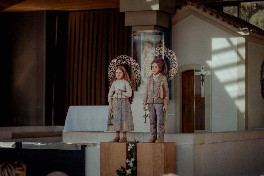 Wonders of Fátima Half Day Private Tour - Most Holy Trinity Church (Lesser Basilica, 2007): why this modern stop matters